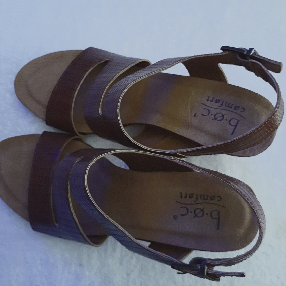 Ladies shoes